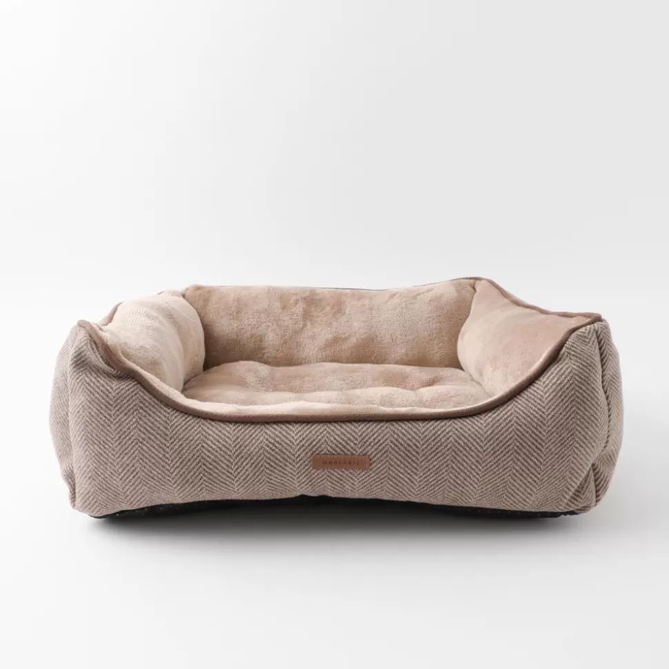 Interior*MonCheri Herinbone Cushion Bed